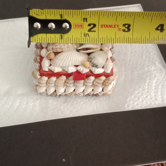 Seashell trinket box - Picture 5 of 5